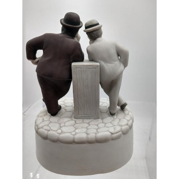 Laurel & Hardy Porcelain Musical Figurine "One Together Is Two" By Westland Gift - Picture 2 of 5
